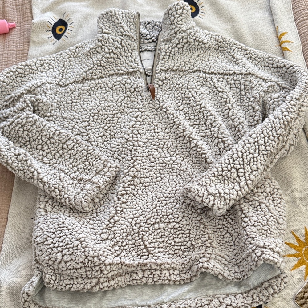 Thread and supply Cozy Cream Sherpa Women's Sweater